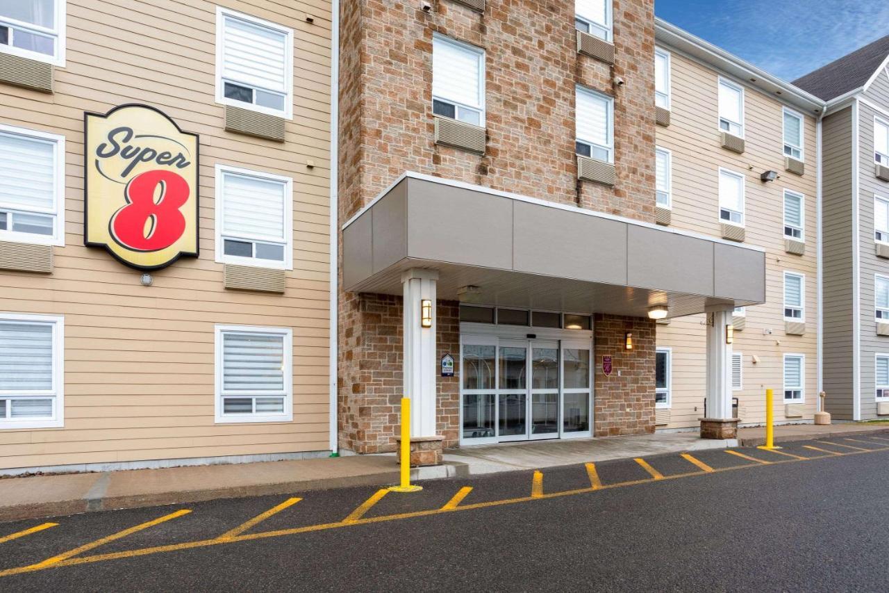 ซูเปอร์ 8 บาย วินด์แฮม ควิเบกซิตี้ Hotel ภายนอก รูปภาพ