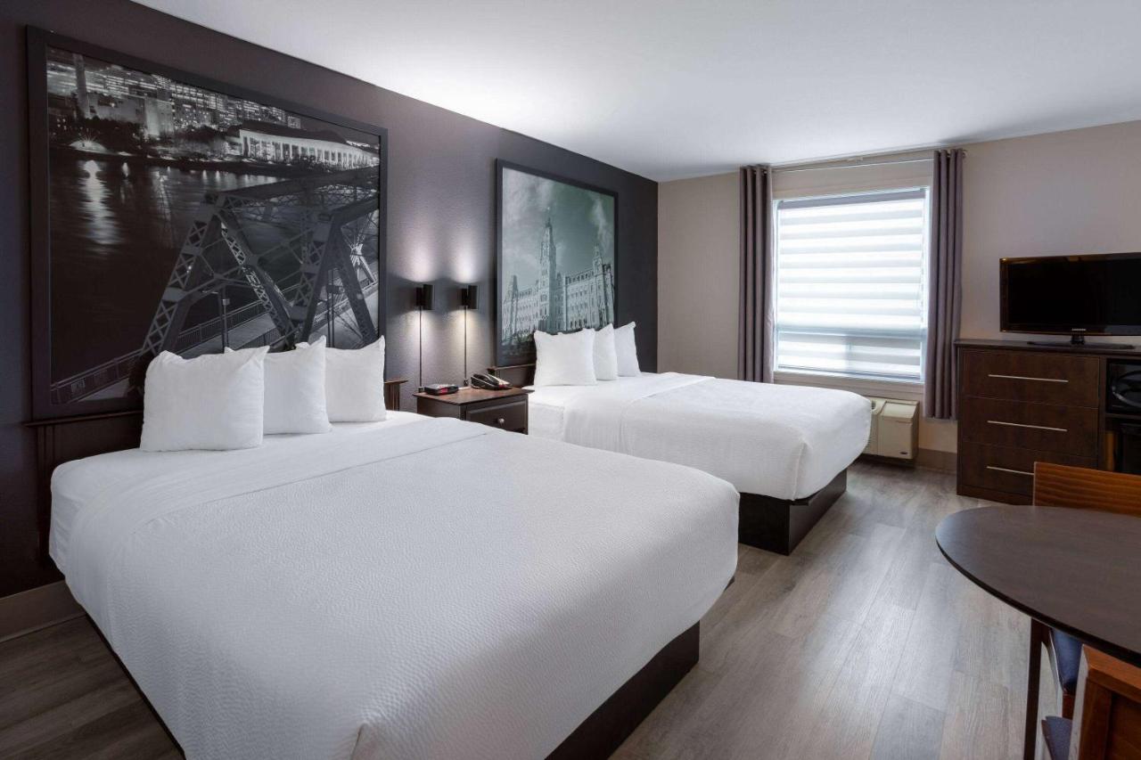 ซูเปอร์ 8 บาย วินด์แฮม ควิเบกซิตี้ Hotel ภายนอก รูปภาพ