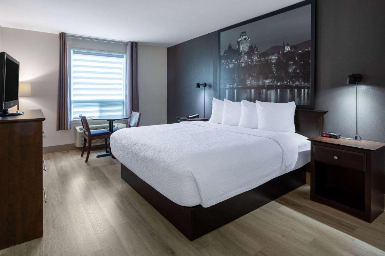 ซูเปอร์ 8 บาย วินด์แฮม ควิเบกซิตี้ Hotel ภายนอก รูปภาพ