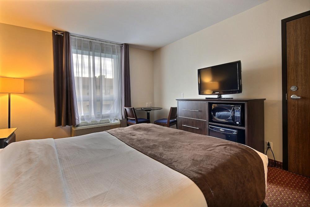 ซูเปอร์ 8 บาย วินด์แฮม ควิเบกซิตี้ Hotel ภายนอก รูปภาพ
